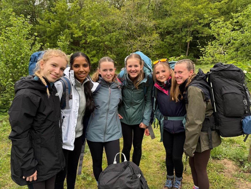 YEAR 9 COMPLETE THEIR DUKE OF EDINBURGH BRONZE AWARD EXPEDITION!